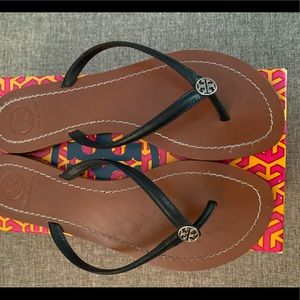 Tory Burch Terra Thong Size 8
